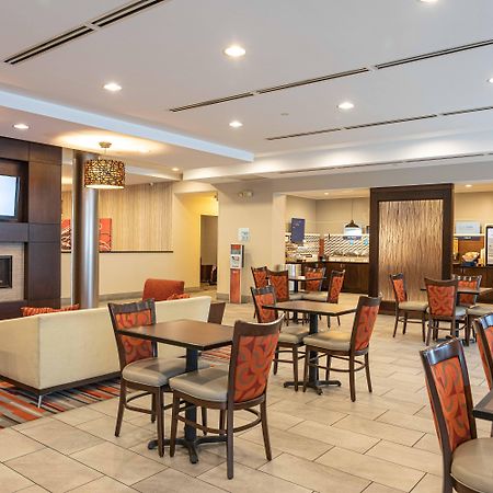 Holiday Inn Express & Suites Columbus - Easton Area By Ihg Gahanna Kültér fotó
