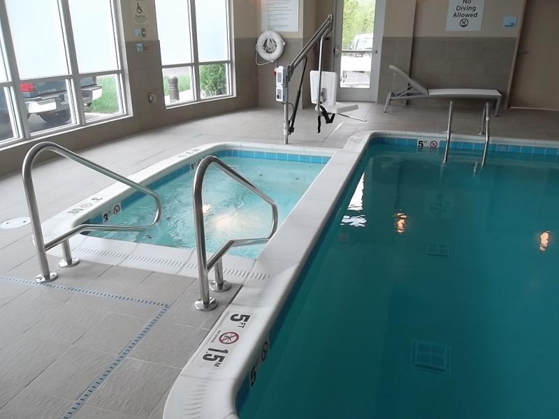 Holiday Inn Express & Suites Columbus - Easton Area By Ihg Gahanna Kültér fotó
